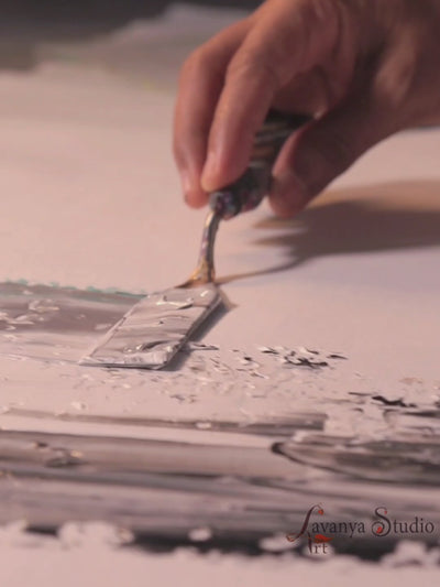 Lavanya Art Studio tutorial video demonstrating canvas painting process for Ganesha art.
